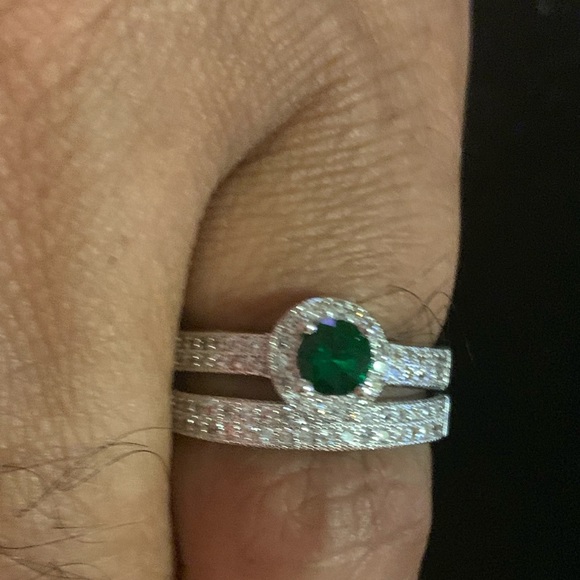 Jewelry - Ring